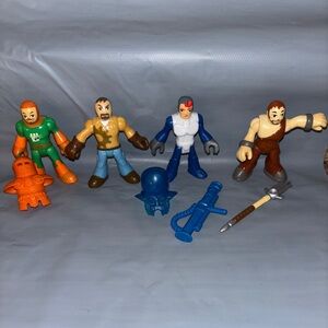 Imaginext Figures Set with Accessories: Includes Alien Astronaut, Castle Knight